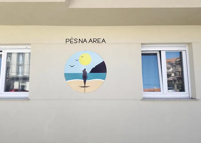 Pes Na Area 02 Apartament *